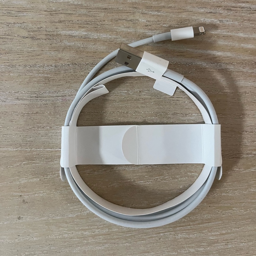 White USB to Lightning Cable